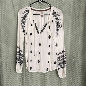 Knox Rose long sleeve shirt, size small